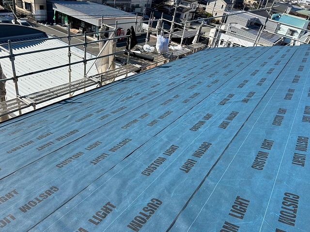 甲府市　屋根カバー工法